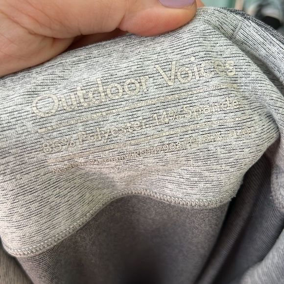 Outdoor voices tri color grey 7/8 color block classic leggings women’s size L - Picture 3 of 4